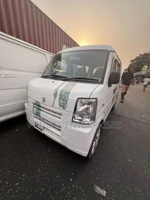 Suzuki Every 2012 White