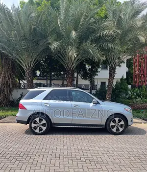 Mercedes-Benz GLE-Class GLE 350 2018 Silver