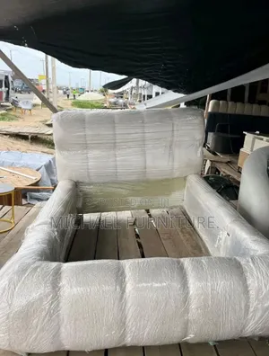 Long-Lasting 4 by 6 Bubble Bed