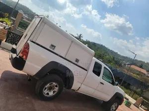 Toyota Tacoma 2013 White