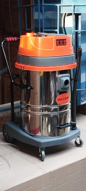 70l Vacuum Cleaner