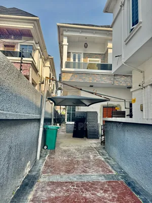 Furnished 4bdrm Duplex in Orals Estate Chevron for rent