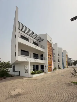 5bdrm Townhouse/Terrace in Jahi for sale