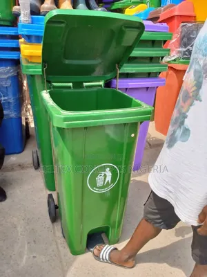 Foreign 120 Litres Waste Bin With Pedal