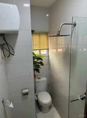 Luxury 2-Bedroom Short-Let Apartment in Trans Engr.Estate Min of 2 Day