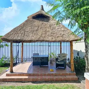 Thatch House, Summer Hut and Bush Bar