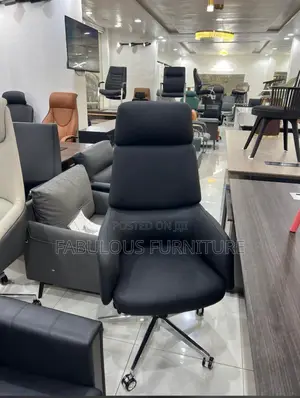 Executive Office Chair Available as Seen