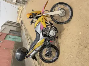 MTR 2021 Yellow