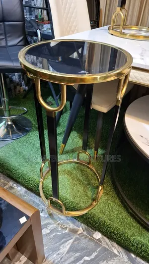 Decoration Flower Stand And Cake Stand.