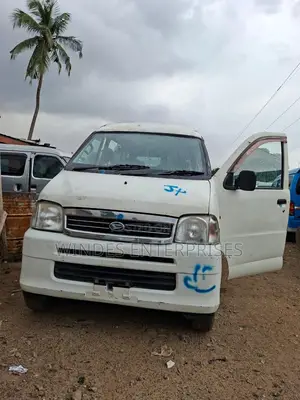 Daihatsu Hijet 2007 White