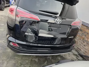 Toyota RAV4 2017 Blue