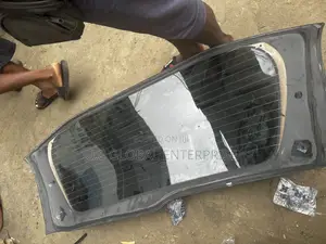 Back Windscreen Glass for Toyota Sienna 2018 Available Now