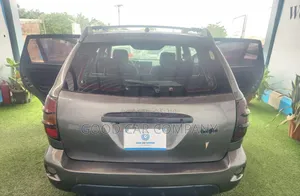 Pontiac Vibe Automatic 2004 Gray