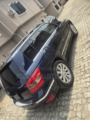 Mercedes-Benz GLK-Class 2012 Blue