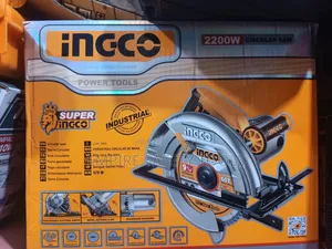 2200w Ingco Circular Saw Machine
