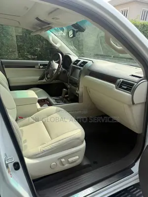 Lexus GX 460 Luxury 2016 White