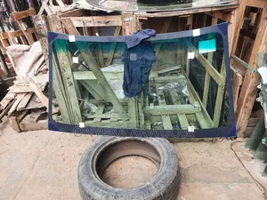 Mitsubishi L200 2006 Windscreen