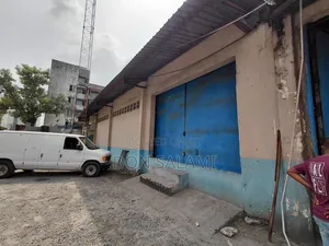 Warehouse in Old Gra