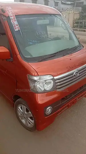 Daihatsu Hijet 2010 Orange