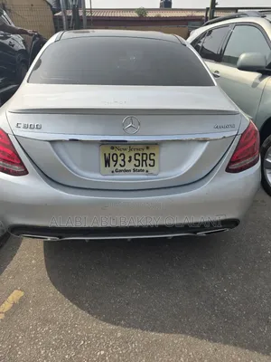 Mercedes-Benz C300 2019 Silver