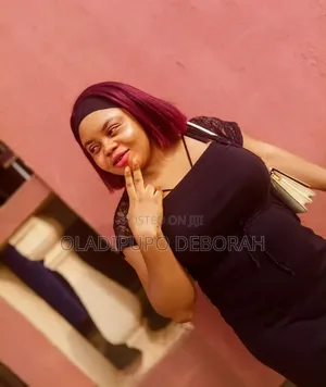 Receptionist/Front Desk Officer/Bar Lady/Personal Assistant