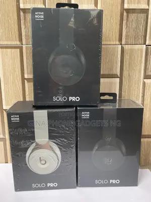 Headphone (Beats Solo Pro Active Noise Canceling Headphones )