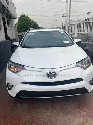Toyota RAV4 2016 White