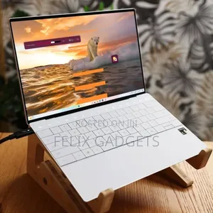 Laptop Dell XPS 16 9640 16GB Intel Core Ultra 7 SSD 1T