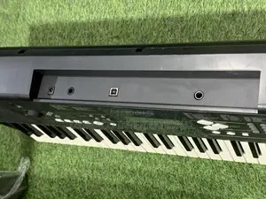 Durable Portable Yamaha Keyboard PSR E333