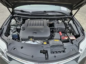 Toyota Avalon Limited Sedan FWD (3.5L 6cyl 6A) 2013 Green