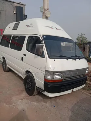 Toyota HiAce 2009 White