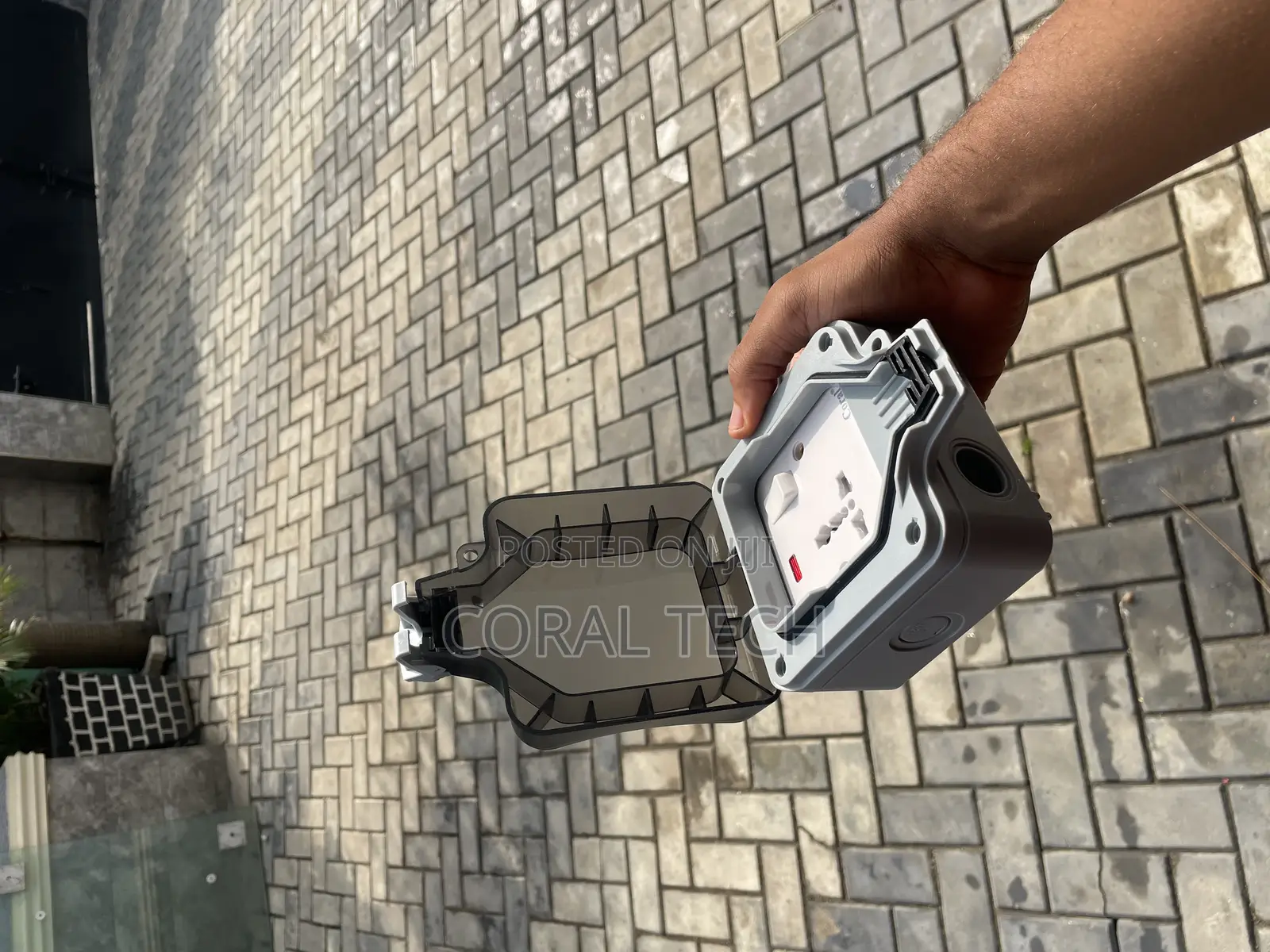 Weatherproof Outdoor Switch Socket