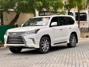 Lexus LX 2017 White