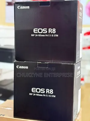Canon Eos R8 Rf 24-105mm F4-7.1 L Is STM Kit