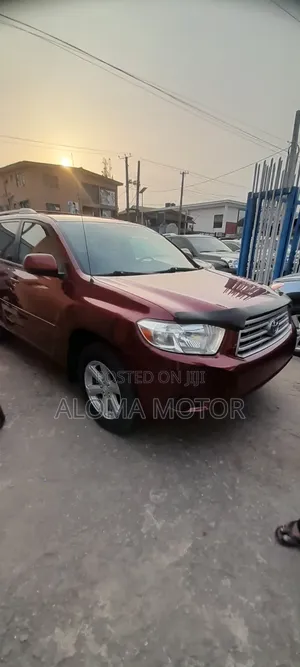 Toyota Highlander 2009 Red