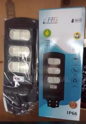 300w/ 3 Eyes Ffg Solar Street Light