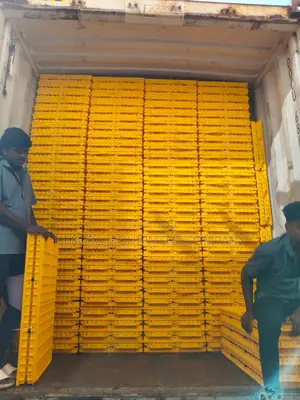 Exclusive Indian Transport Crate ,Automatic Bell Drinkers and Feeders