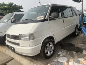 Volkswagen Transporter 2004 White