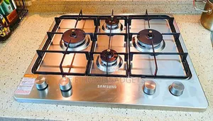 4 Burner Gas Cooker