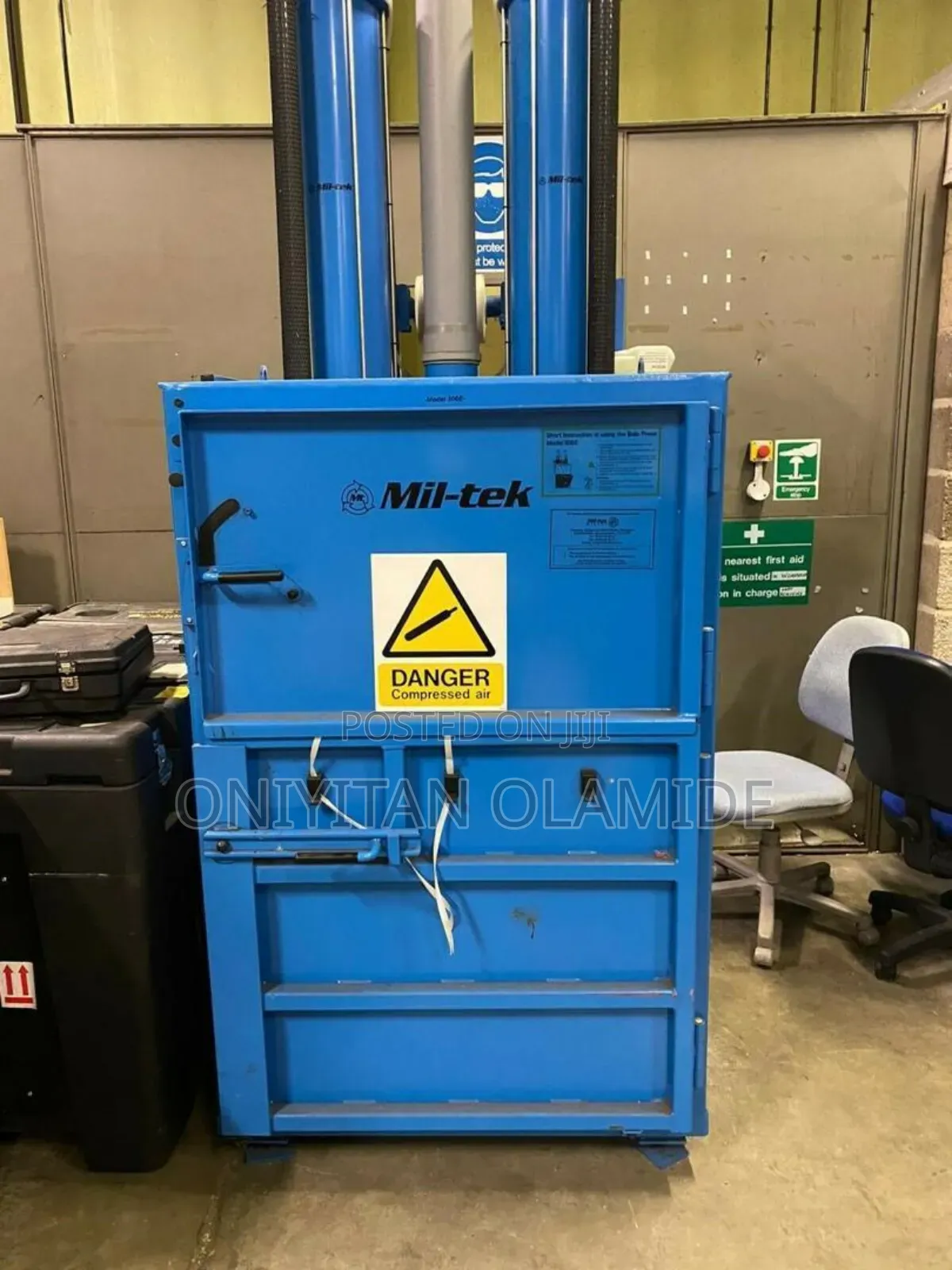 Clean Bailing Machine