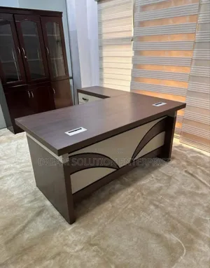 1.6 Meter Office Table With Extension