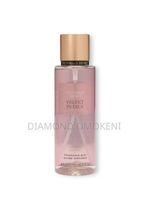 Victoria's Secret Velvet Petals Fragrance Mist