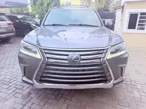 Lexus LX 570 AWD 2017 Gray
