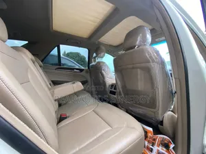 Mercedes-Benz M Class ML350 4MATIC 4dr SUV AWD (3.5L 6cyl 7A) 2014