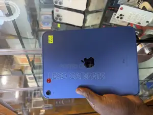 Apple iPad (2025) 64 GB Blue