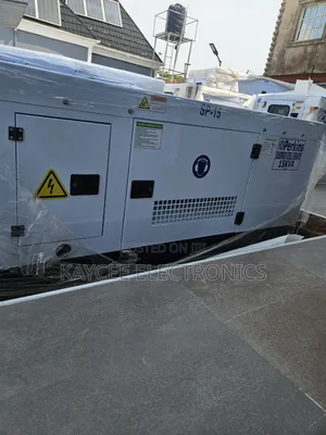 15kva Perkins Diesel Soundproof Generator 3face