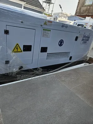 Perkins 15kva Diesel Soundproof Generator 100%Copper Wire