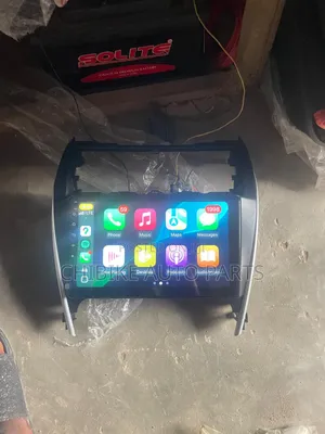 Camry Navigation Apple Carplay/Reverse Camera