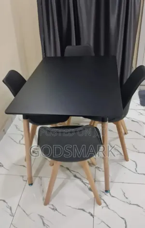 Padded Dining Set With Wooden Legs