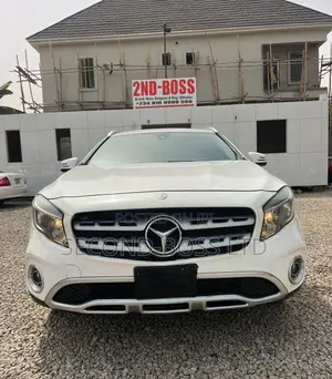 Mercedes-Benz GLA 250 2017 White